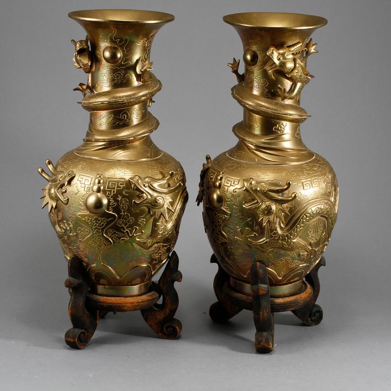 VASER, ett par, Kina, 1900-tal.