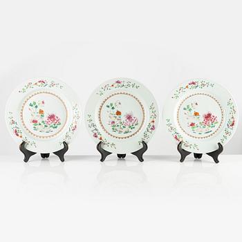 Three Famille Rose export porcelain plates, China, Qianlong (1736-95).