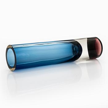 Tapio Wirkkala, 'Double-Headed' glass vase signed Tapio Wirkkala 3582.