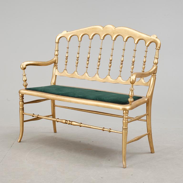 SOFFGRUPP, 5 delar, "Chiavari", tidigt 1900-tal.