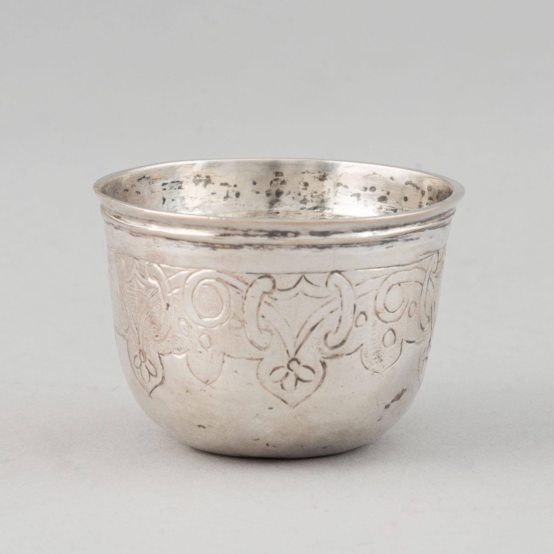A russian silver tumbler, 18th century.