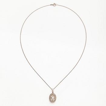 Hänge, gammal- och rosenslipade diamanter, 18K guld, ked i platina.