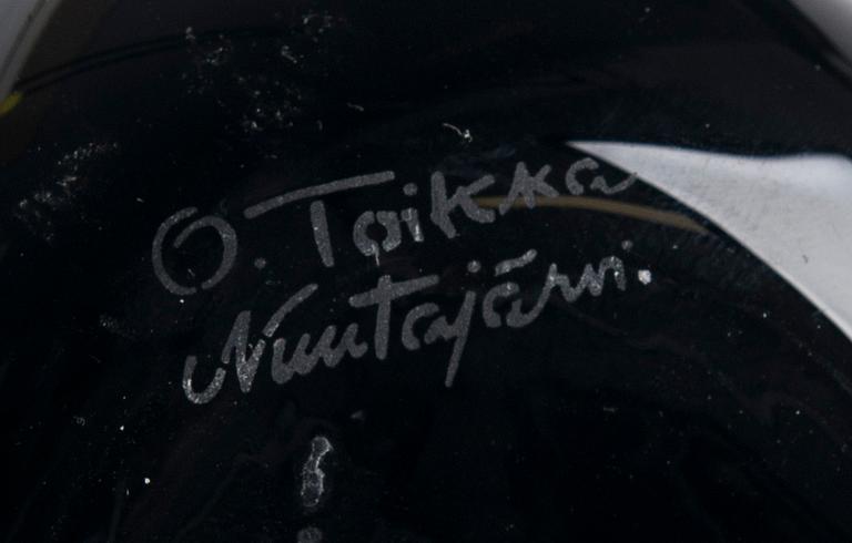 OIVA TOIKKA, FÅGLAR, 2 st, glas, signerade O. Toikka Nuutajärvi.