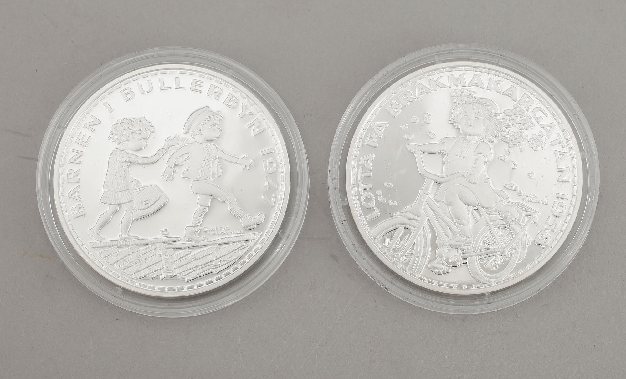 MYNT, 14 st, silver, "Bevara Astrid Lindgrens barnvärld", 1900/2000-tal. Total vikt ca 370 gram.