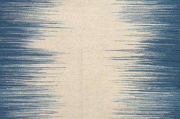 Kilim, modern, approx. 290 x 250 cm.