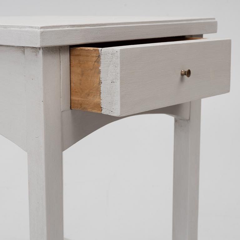 A pair of night stands, circa 1900.