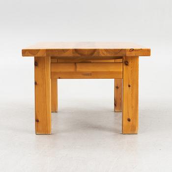 Roland Wilhelmsson, dining table, Ågesta, 1976.