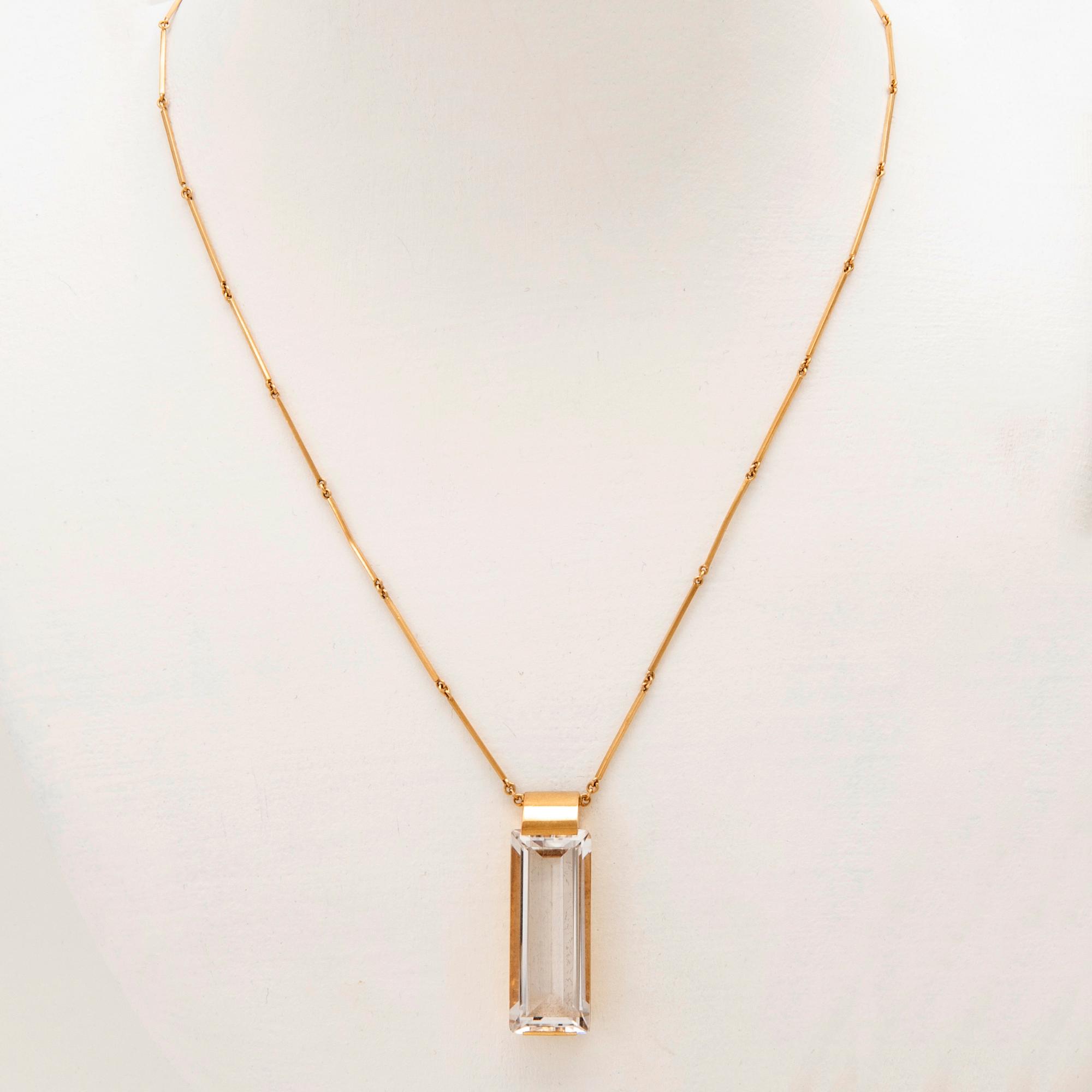 Ateljé Stigbert halsband 18K guld och trappslipad bergskristall 1943.