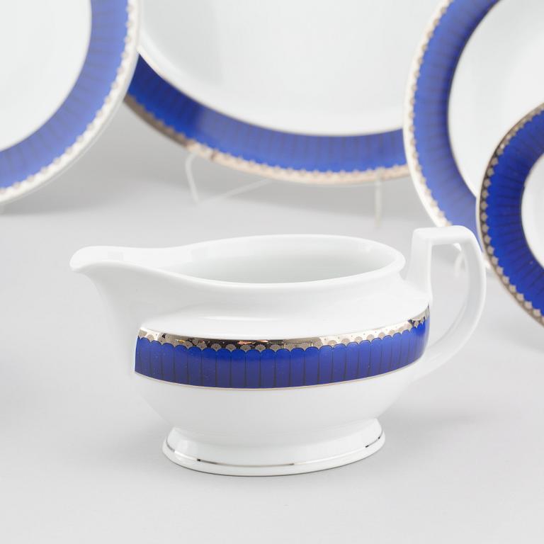 41 pieces of porcelain tableware, model "Christineholm" or "Marianne Royal Blue", 21th century.