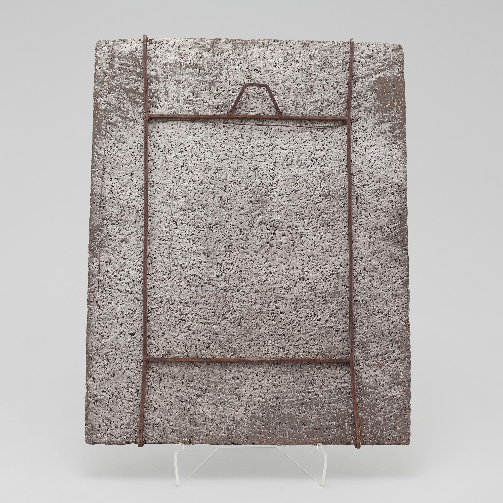A chamotte stoneware wall plaque attributed to Marie Simmulsson for Upsala Ekeby, second half of the 20th century.