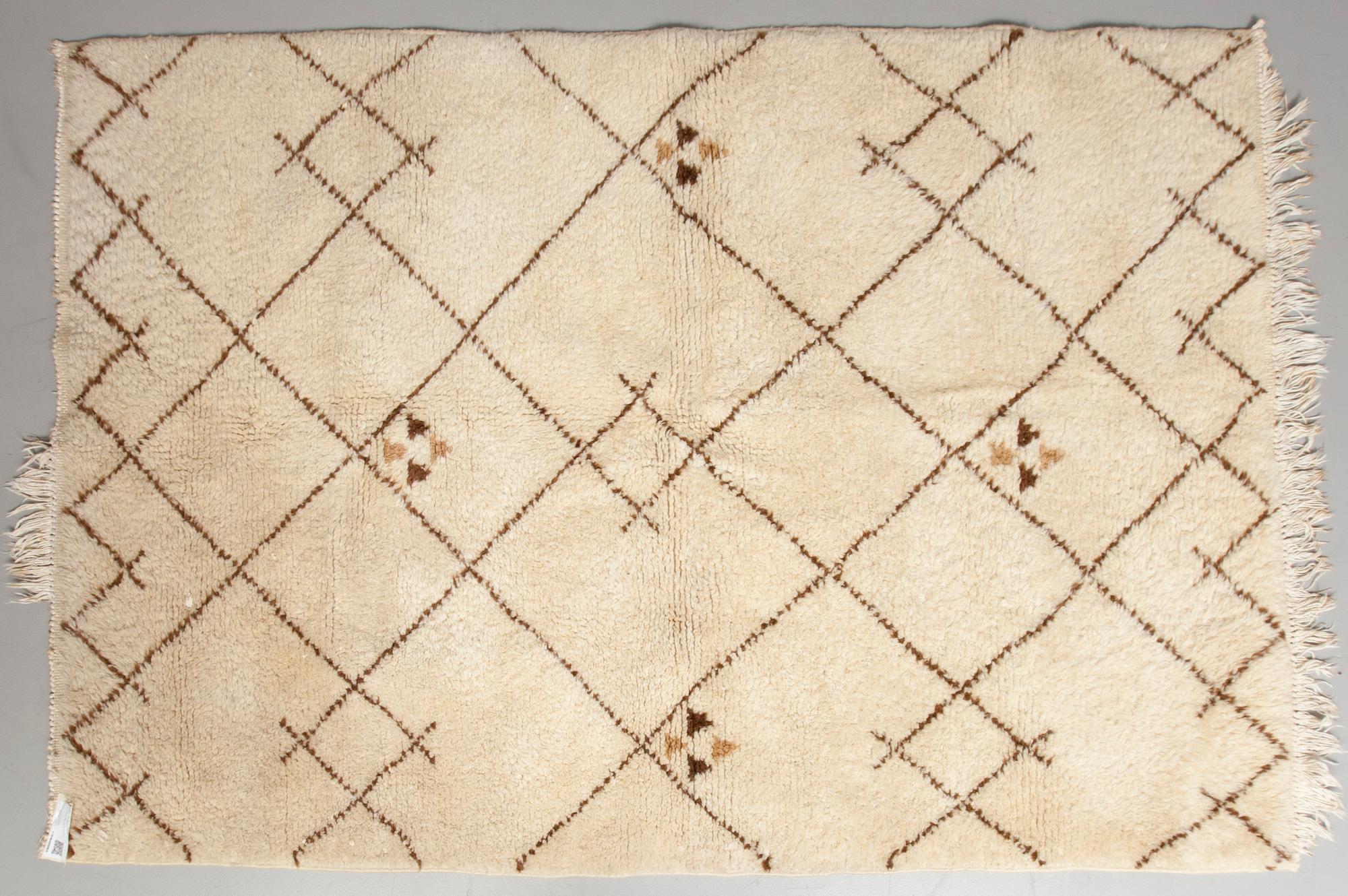 MATTO, paimentolaismatto, Artek, 1970-luku. Noin 190x132 cm.