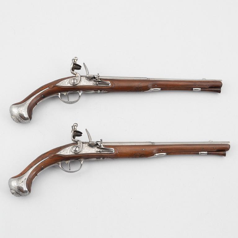 Flintlåspistoler, ett par, Franciscus Hillbert Strasbourg (verksam 1738-1784).