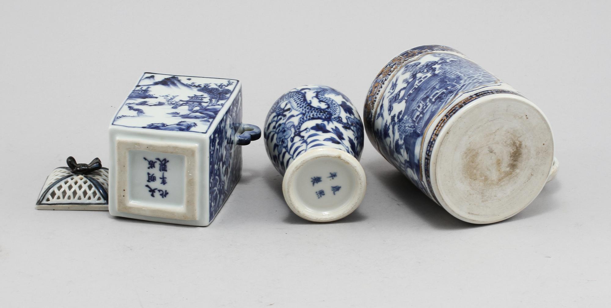 STOP, VAS samt RÖKELSEKAR, porslin, Kina, 1800/1900-tal.