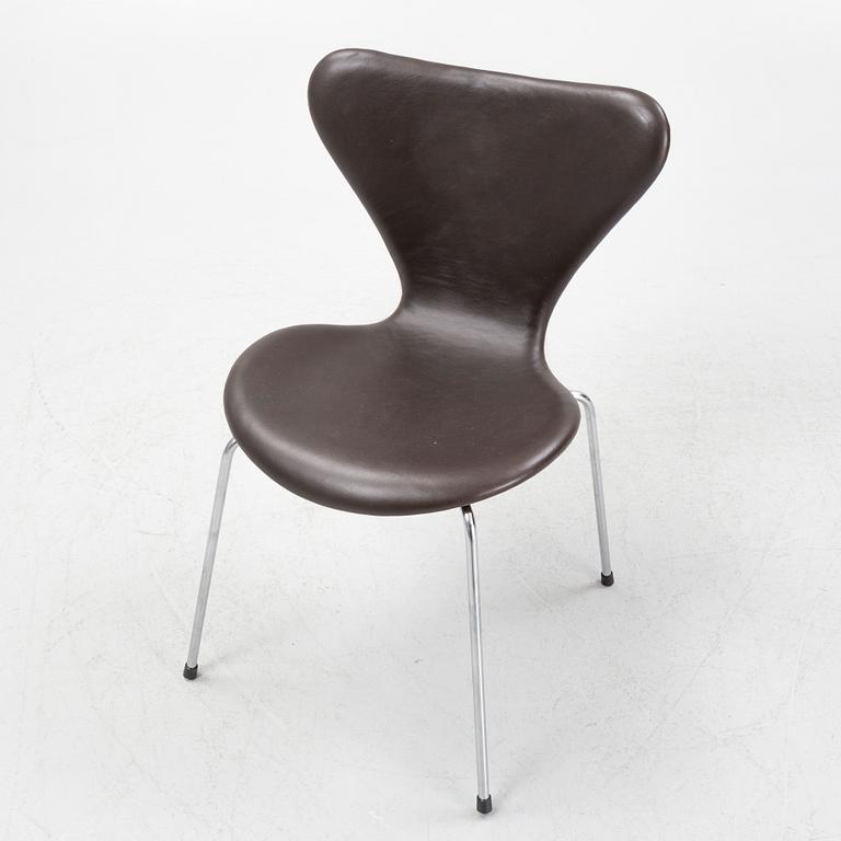 Arne Jacobsen, stolar, 6 st, "Sjuan". Fritz Hansen, Danmark.