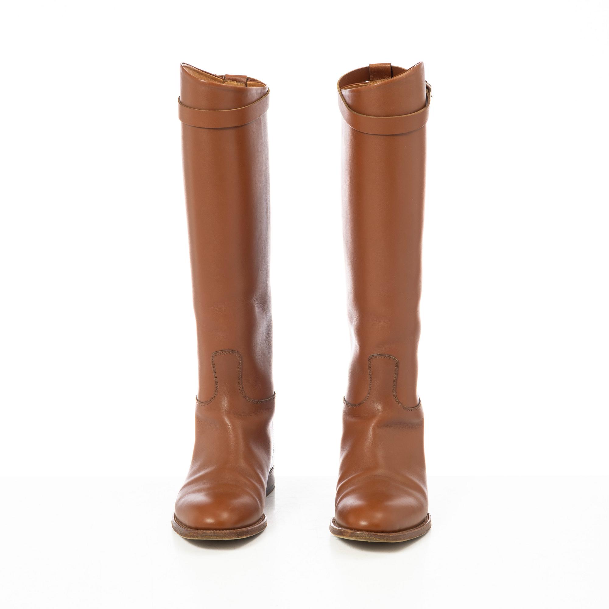 Hermès, a pair of riding boots.