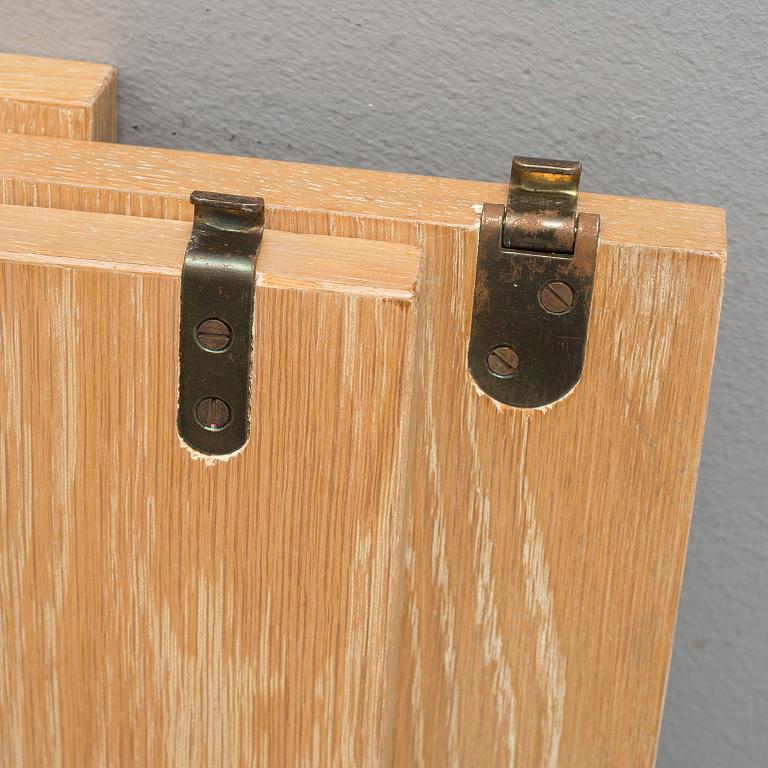 BOKHYLLA, string-modell, 1900-talets andra hälft.