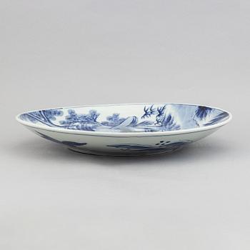 A blue and white Japanese serving dish, 20th Century.