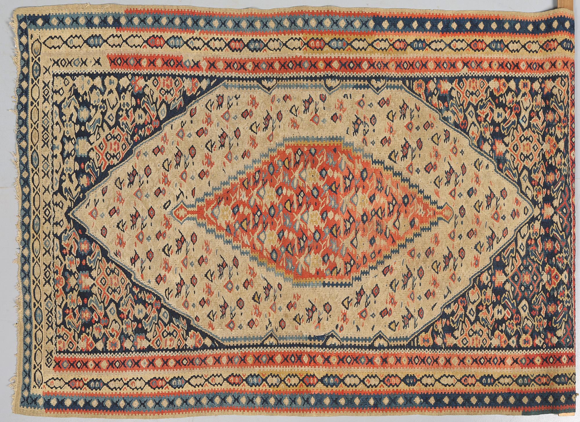 MATTA, kelim Senneh, semiantik, ca 150 x 110.