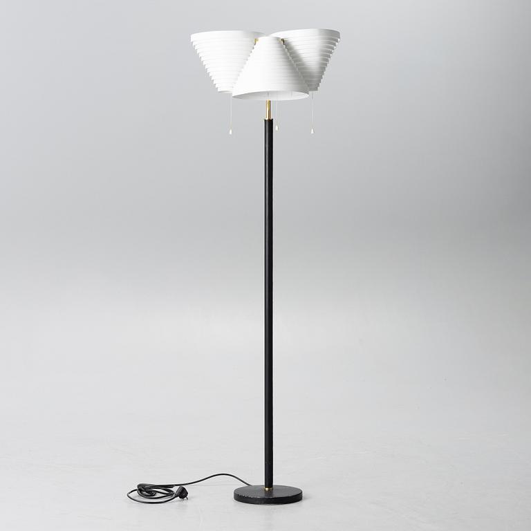 Alvar Aalto, A model A 809 floorlamp,  Valaisinpaja OY, Finland.