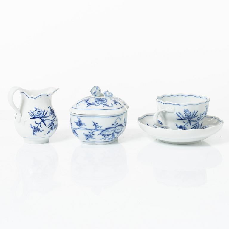 Meissen, A 38-piece porcelain coffee service, 'Zwiebelmuster', Meissen, Germany.