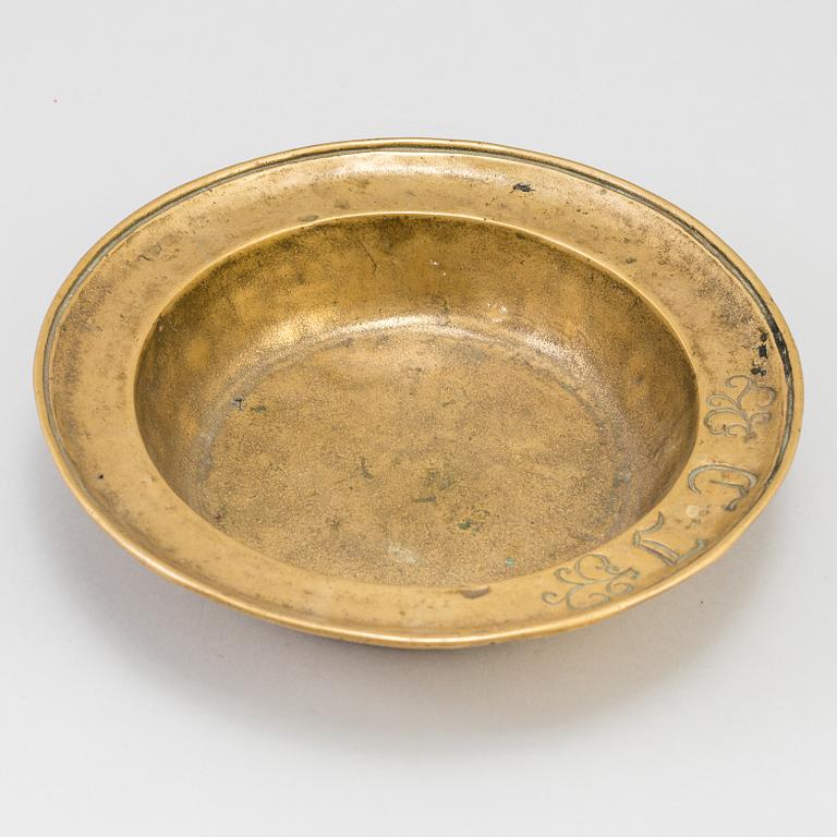 A 17th century bronze bowl.