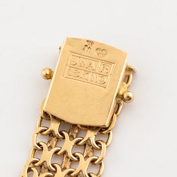 18K gold bracelet.