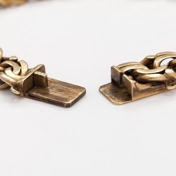 A gilded silver bracelet. A Tillander, Helsinki 1949.