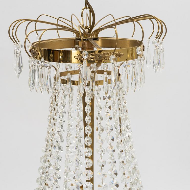 A contemporary Empire style chandelier for eight candles.