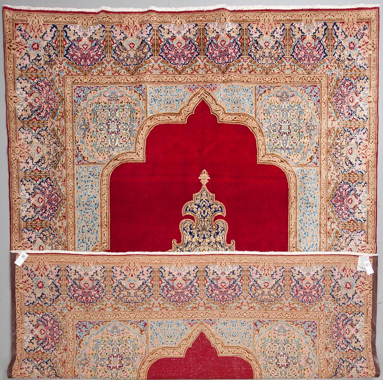 MATTA, old, Kirman, ca 370x275.