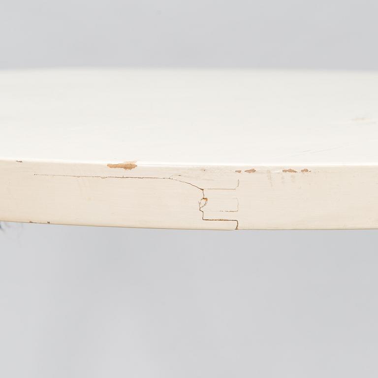 Alvar Aalto, soffbord / lampbord för O.Y. Huonekalu-ja Rakennustyötehdas A.B. tidigt 1950-tal.