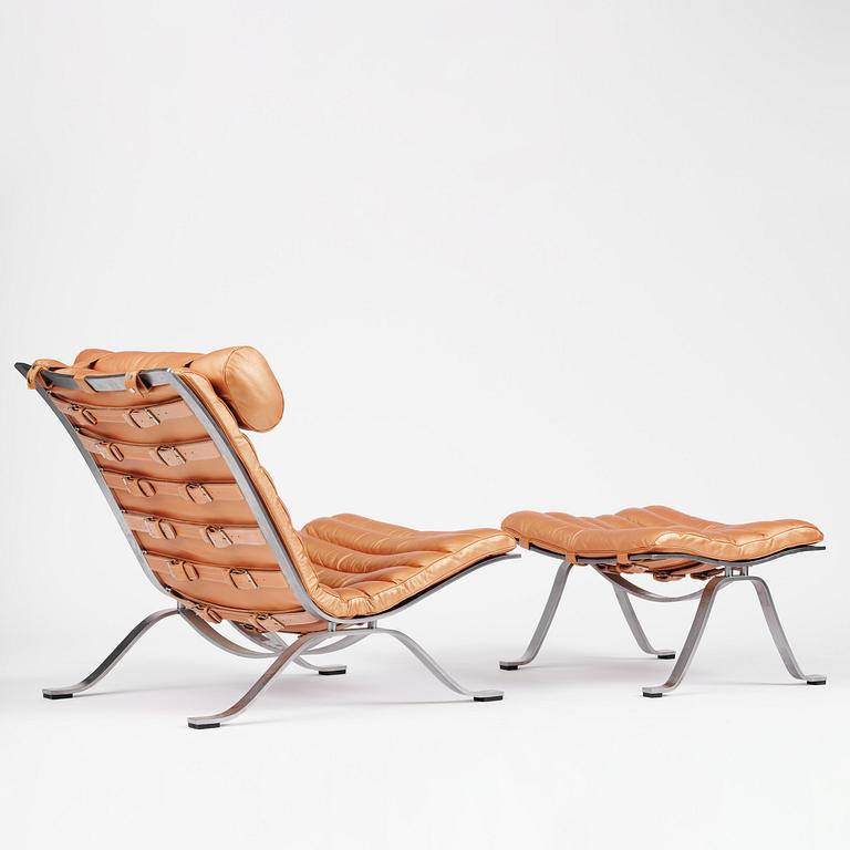 Arne Norell, an "Ari" easy chair with ottoman, Norell Möbel, Aneby, ca 2020.