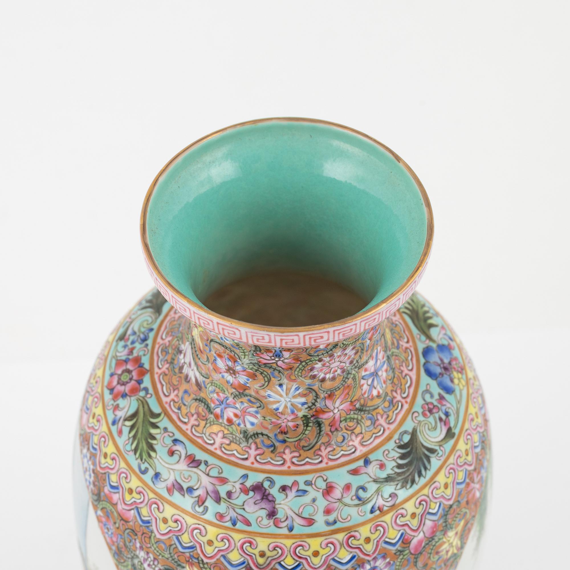 A millefiori porcleain vase, China, 20th century.