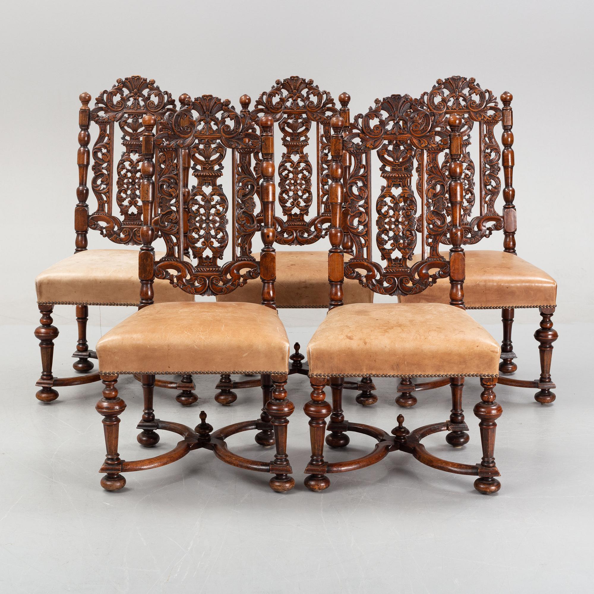 A set of five renaissance chaird from around the year 1900.