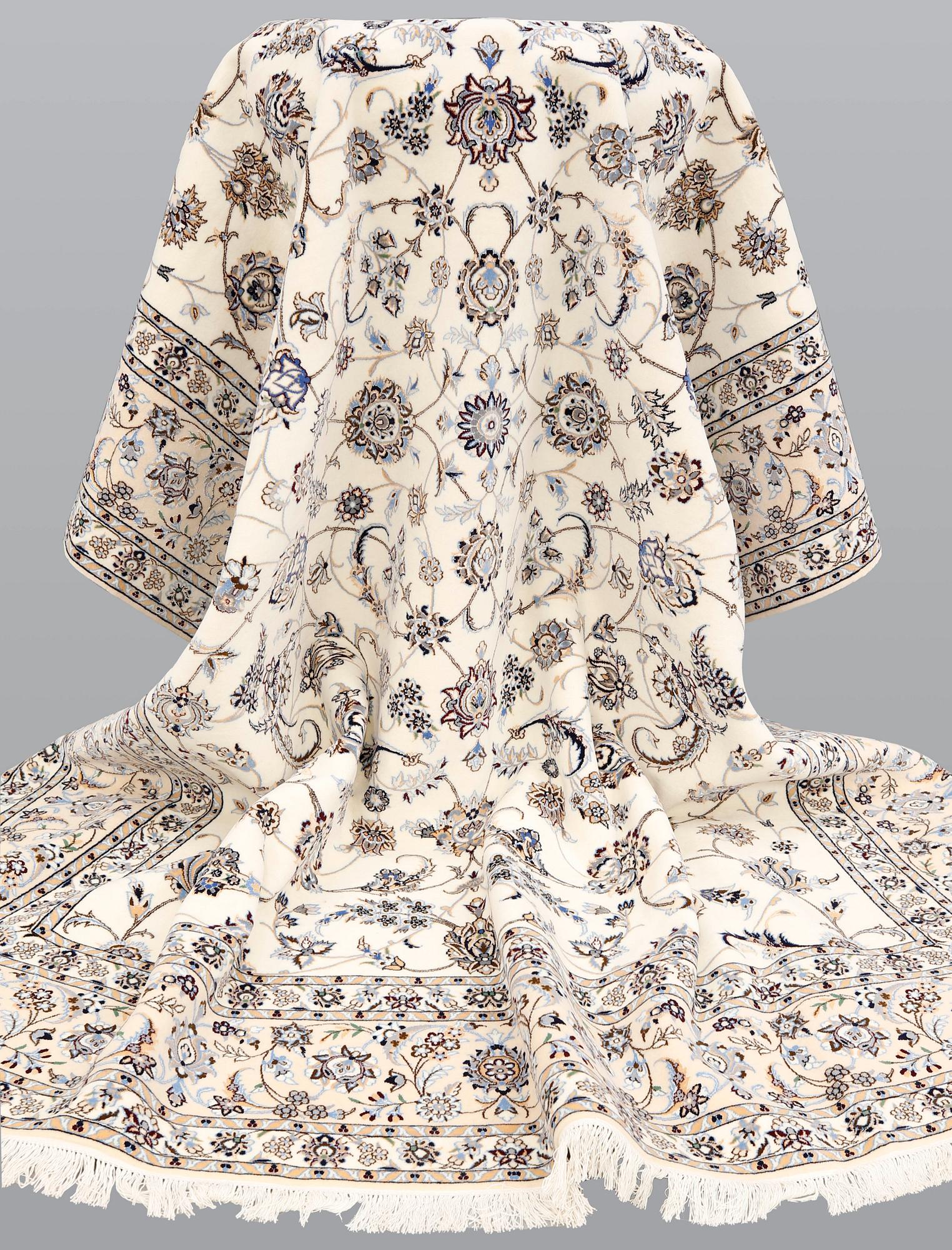 A part silk Nain carpet, so-called 6LAA, approx. 308 x 254 cm.