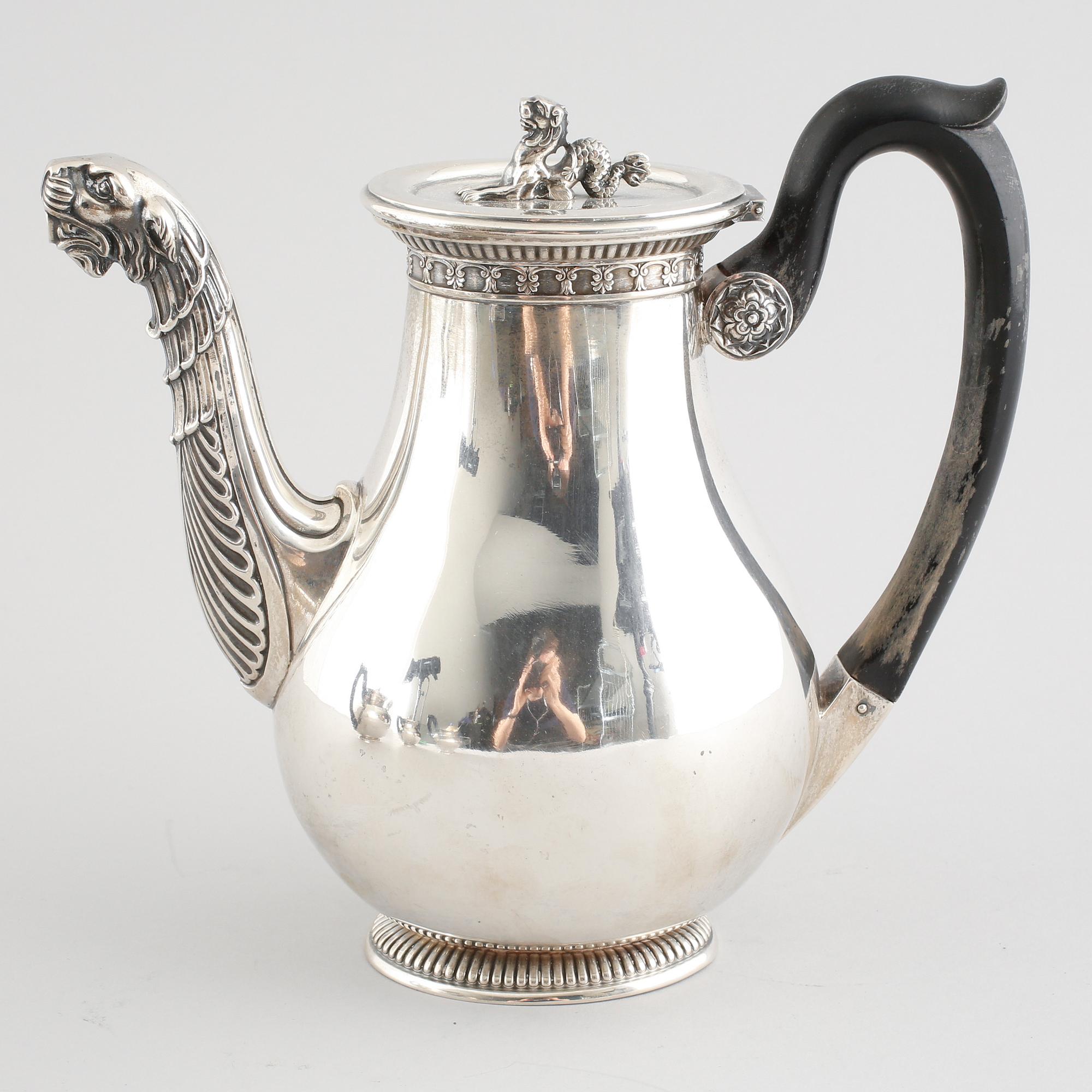 A silver coffee set by JMJ in Gothenburg.