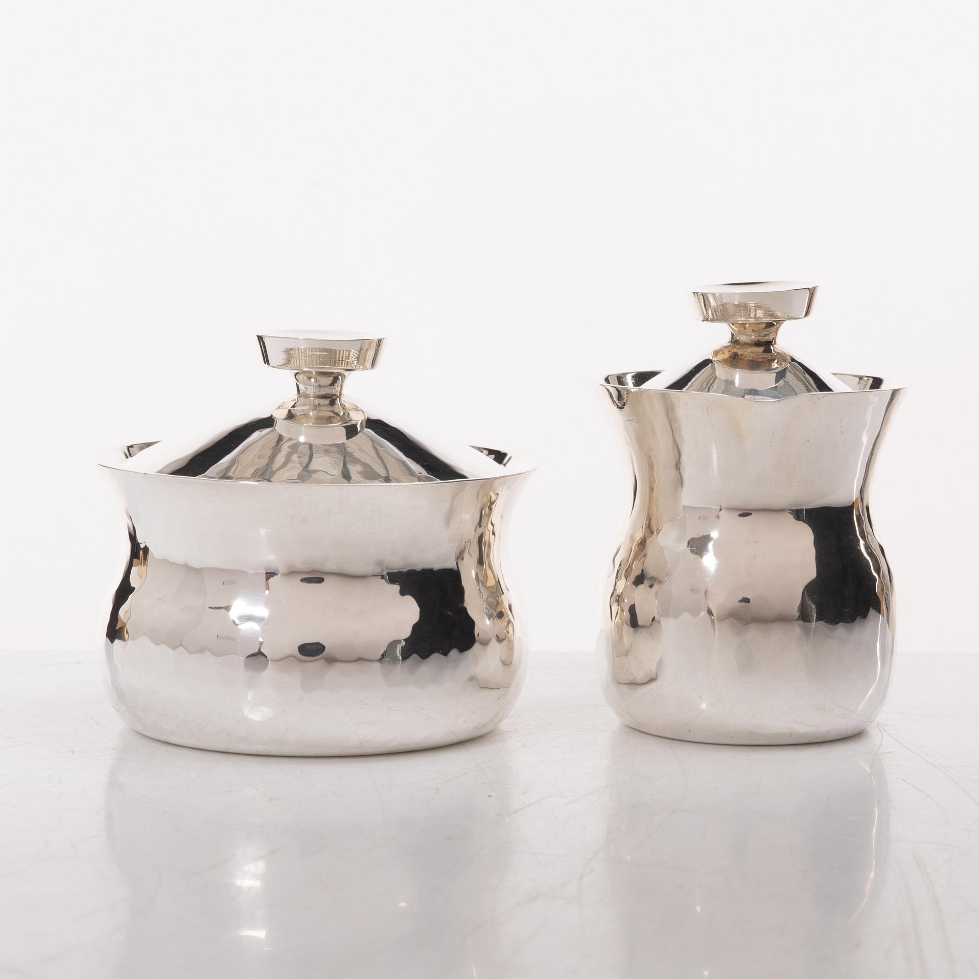 Markströms Guldsmeds Ab, A Swedish silver cream jug, sugar bowl and tray, Uppsala 1970.