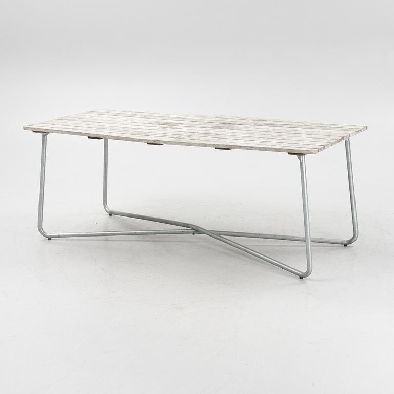 Arthur Lindquist, matbord och 8 karmstolar modell A2, Grythyttans stålmöbler, 2000-tal.