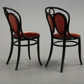 STOLAR, ett par, sannolikt Thonet, 1900-talets början.