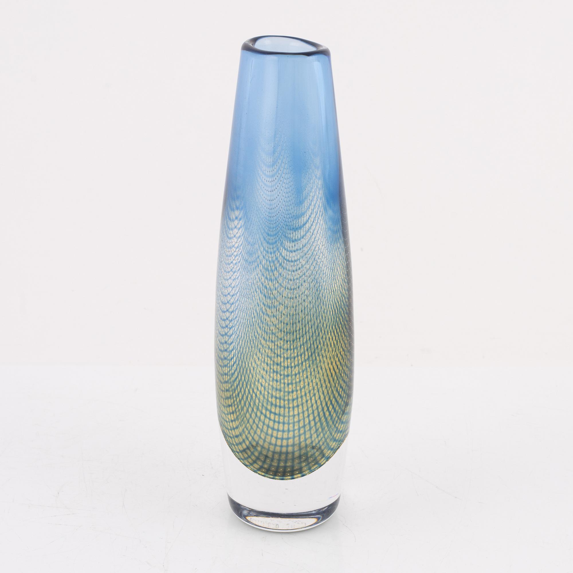 Sven Palmqvist, vas, glas, "Kraka", Orrefors, signerad.