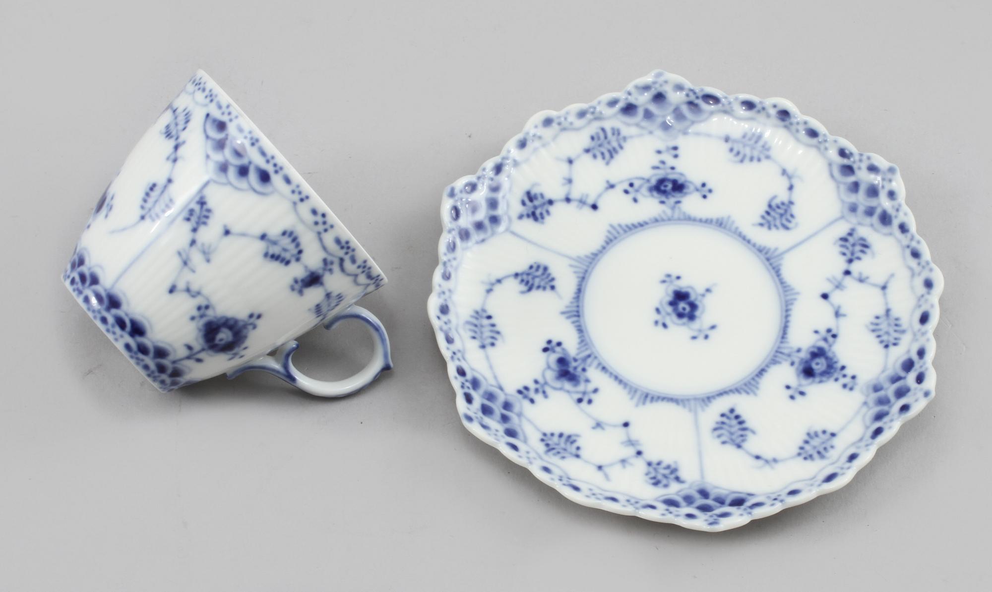 SERVISDELAR, 11 delar, porslin, Musselmalet, Royal Copenhagen, 1900-talets andra hälft.