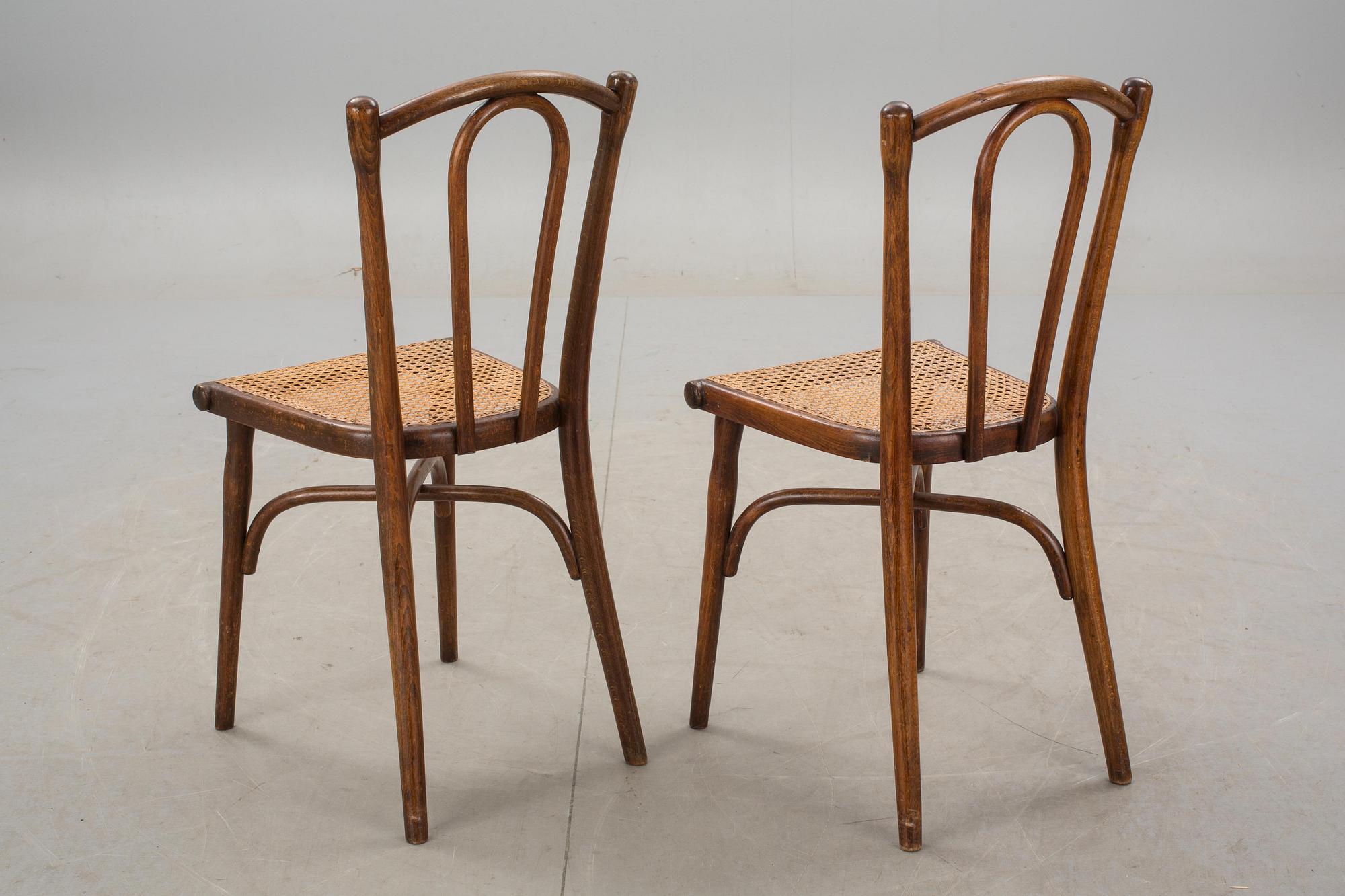 STOLAR, ett par, Thonet, 1900-talets första hälft.