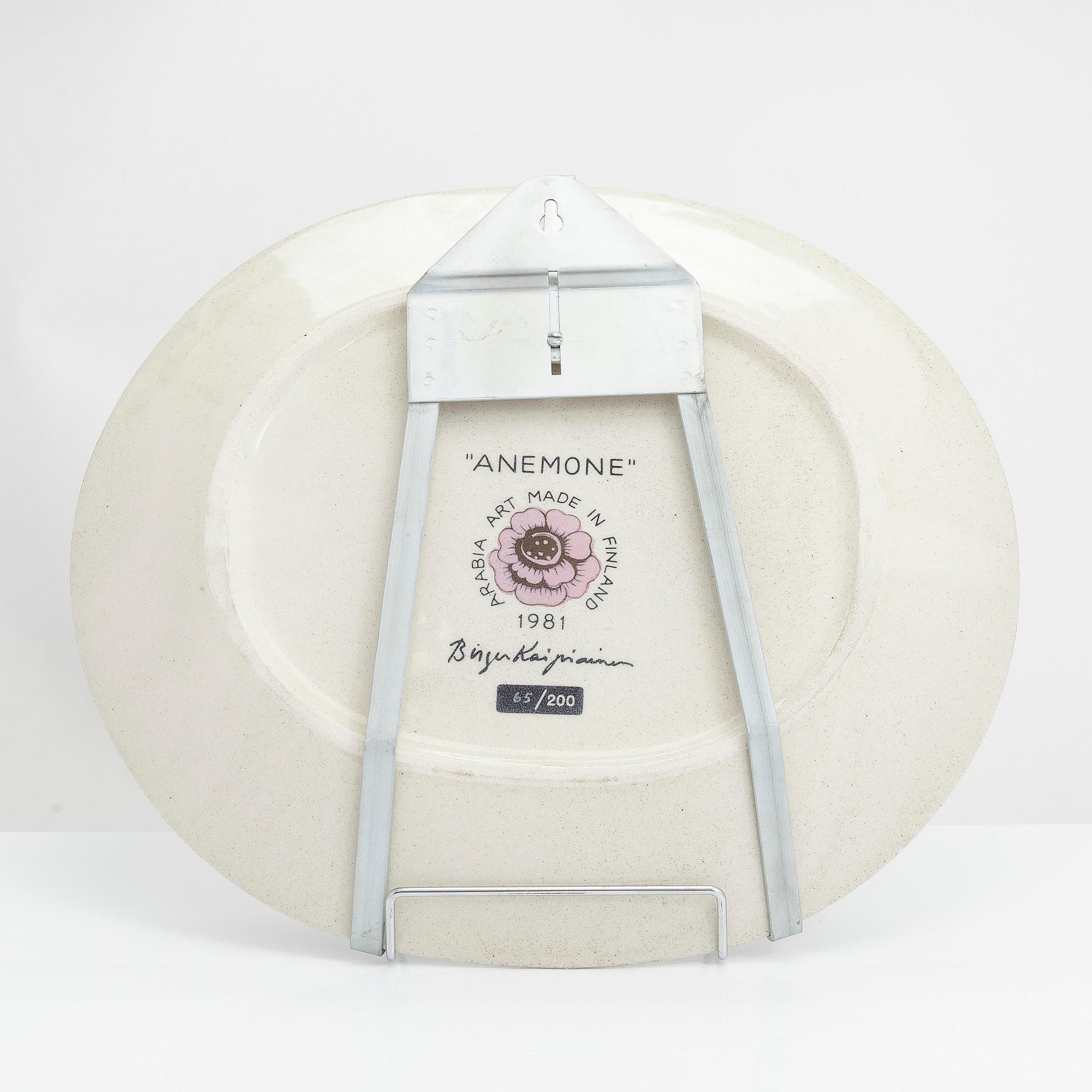Birger Kaipiainen, a ceramic 'Anemone' dish marked "Arabia Art made in Finland 1981 Birger Kaipiainen, 65/200".