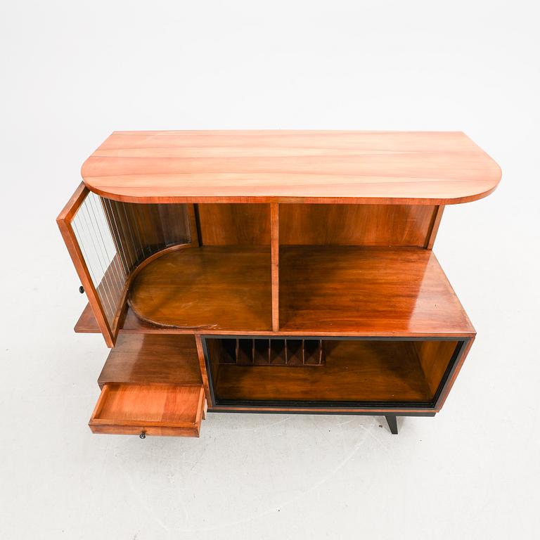 Barskåp/hylla första delen av 1900-talet.