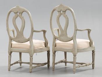 KARMSTOLAR, ett par, av Melchior Lundberg d.ä. (mästare i Stockholm 1775-1812). Gustavianska.