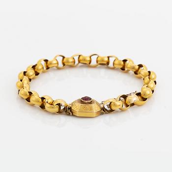 18K gold bracelet, with garnet, 1800's.