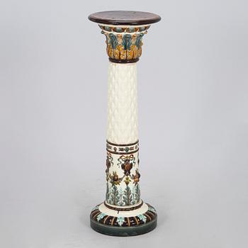 Kukkapylväs / jalusta, Arabia noin 1900.