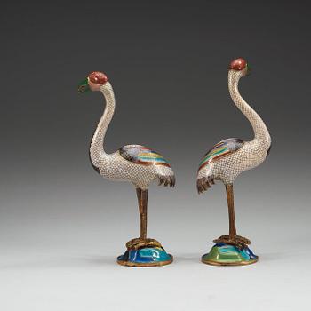 A pair of cloisonné cranes, Qing dynasty (1644-1912).