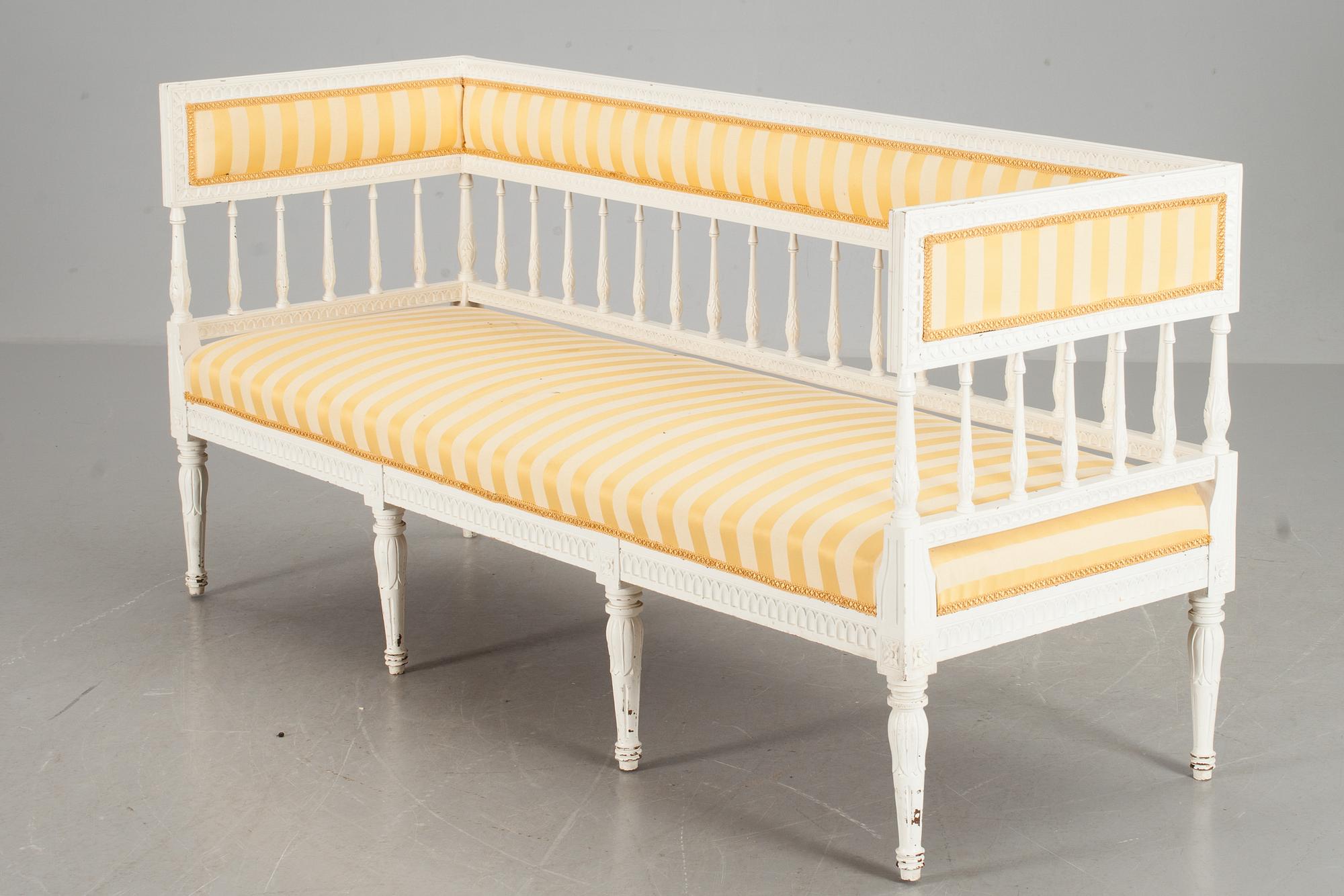 SOFFA, gustaviansk stil, 1900-tal.