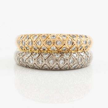Ring 18K guld och vitguld med runda briljantslipade diamanter.