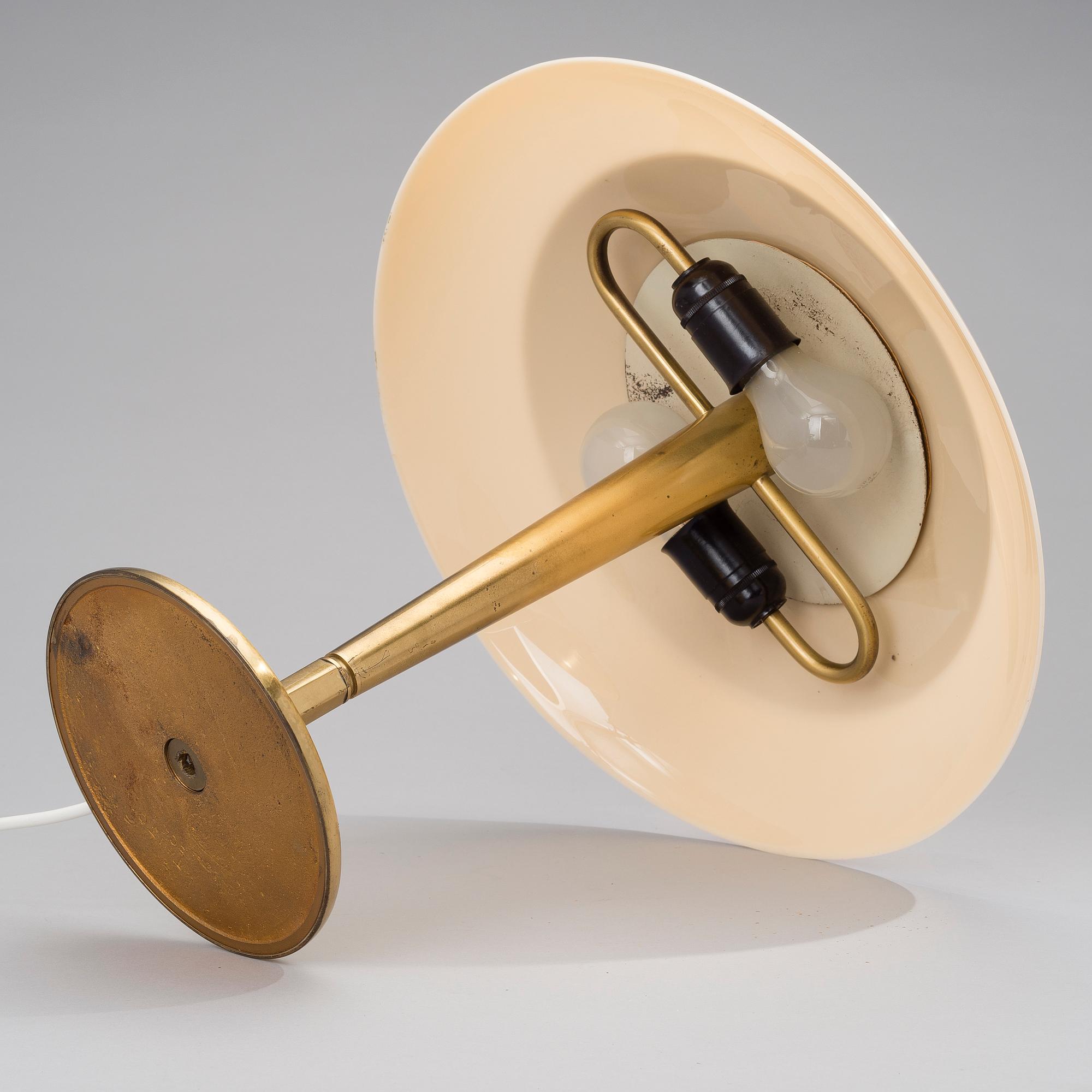 PAAVO TYNELL, BORSDLAMPA, Modell 5061. Taito/Idman, 1940-/50-tal.